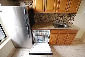 4th image of 526 W 161st St APT 12