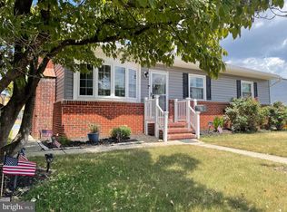 1140 McHenry Dr, Glen Burnie, MD 21061