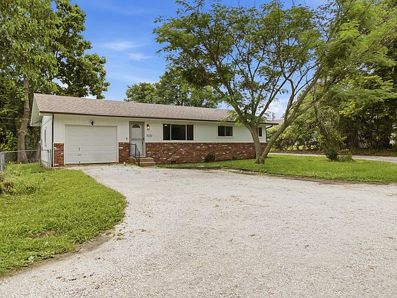 3rd image of 1020 S Clark Avenue