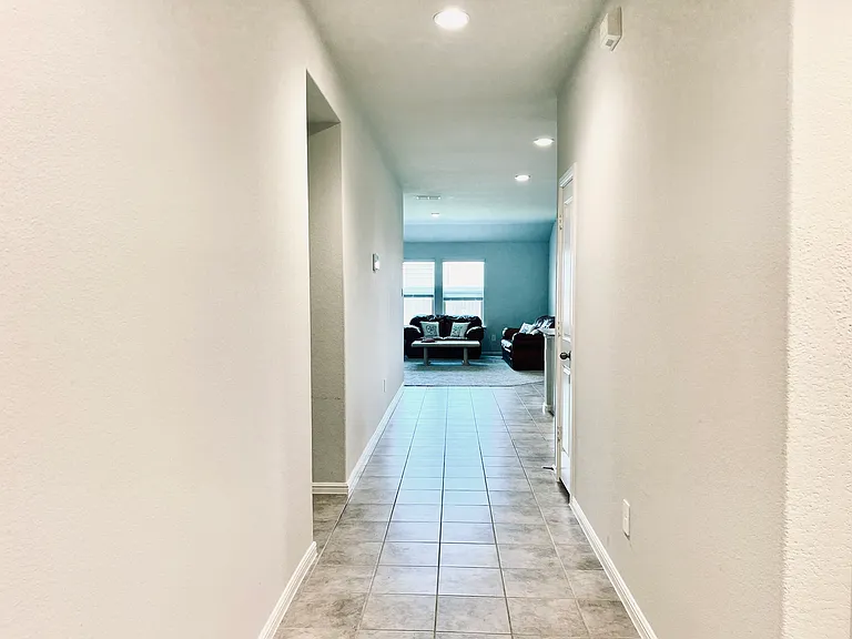 636 Mount Vista Ln — Photo 14
