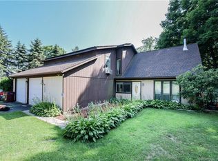 248 Horton Hill Rd, Naugatuck, CT 06770