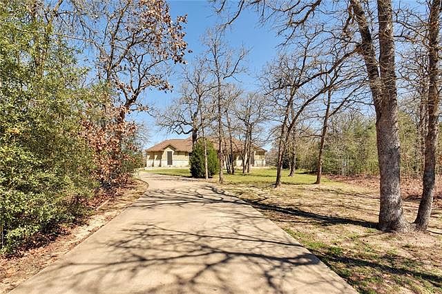1st image of 146 Kingwood Dr