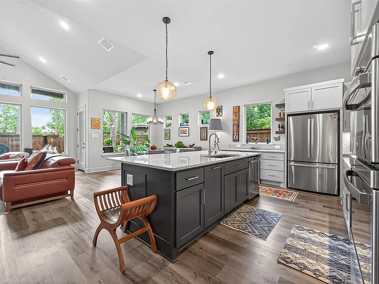 9979 Pebble Glen Dr — Photo 8