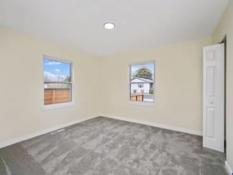 510 S 7th St — Photo 10