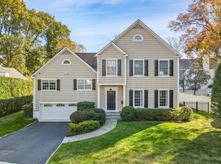 40 North Rd, Bronxville, NY 10708