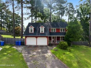 1612 Hennessy Pl, Fayetteville, NC 28303