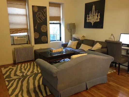 Rented by Pink Stone Realty LLC | media 16