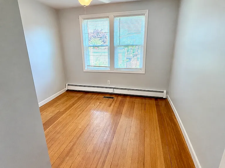 1561 Cranston St #1 — Photo 12