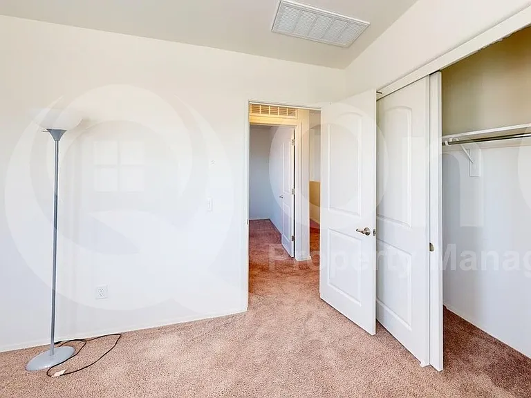 8811 E Stone Meadow Cir — Photo 14