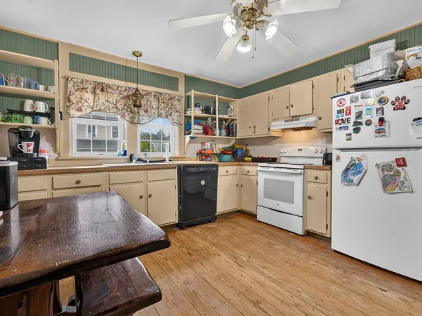 110 Myrtle Street, Claremont, NH 03743
