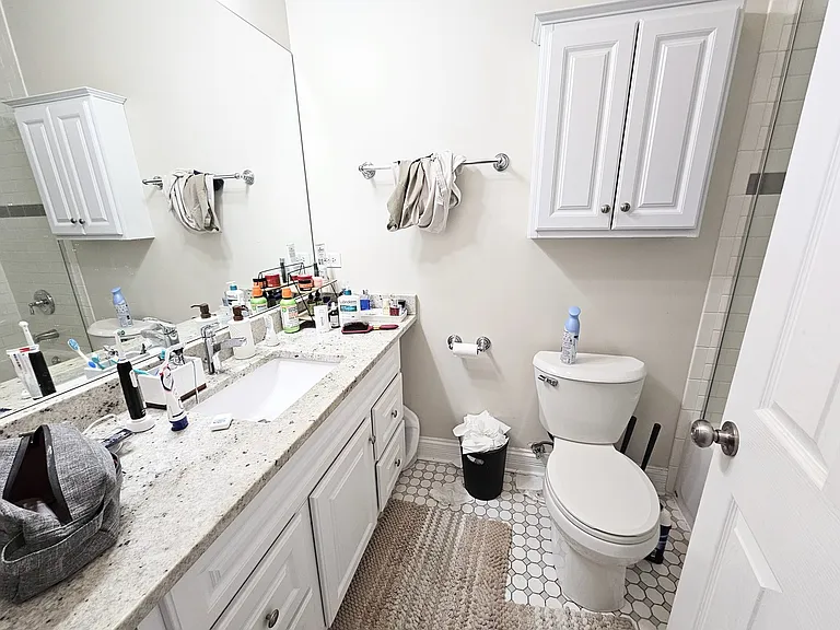 939 W Armitage Ave #B — Photo 14