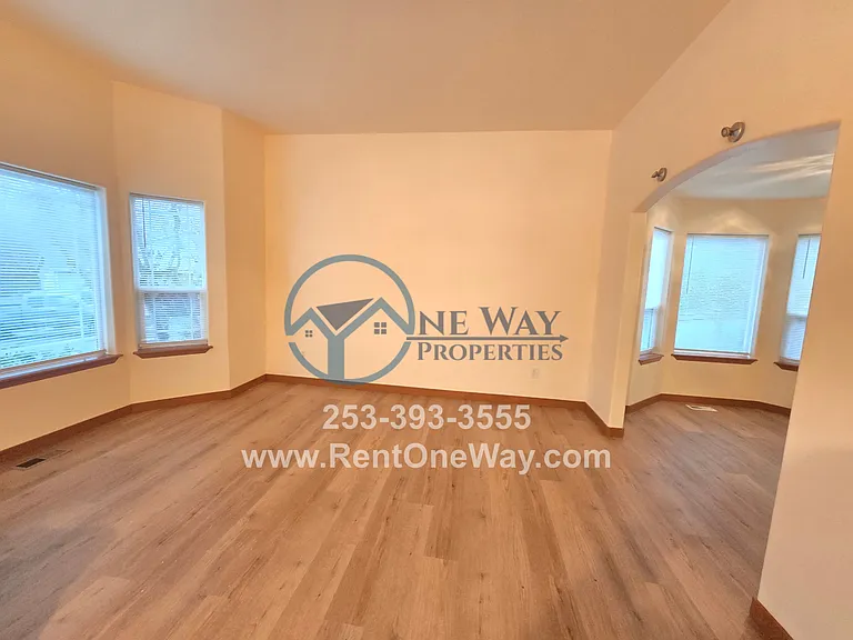 15304 88th Avenue Ct E — Photo 3