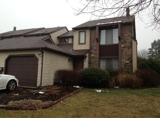 726 Newbury Ct, Southampton, PA
