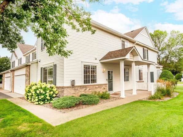 11011 Oak Grove Cir Unit B, Woodbury, MN 55129