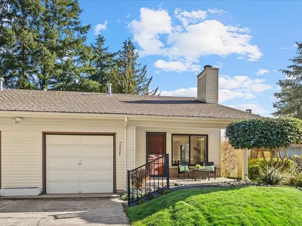 24504 13th Avenue S, Des Moines, WA 98198