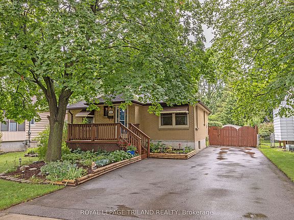 2nd image of 1858 Park Ave