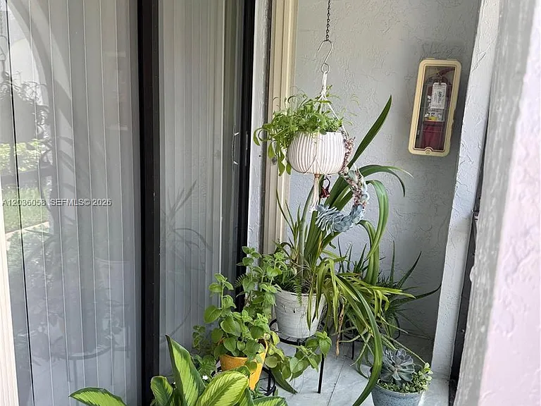 18230 Mediterranean Blvd #1303 — Photo 15