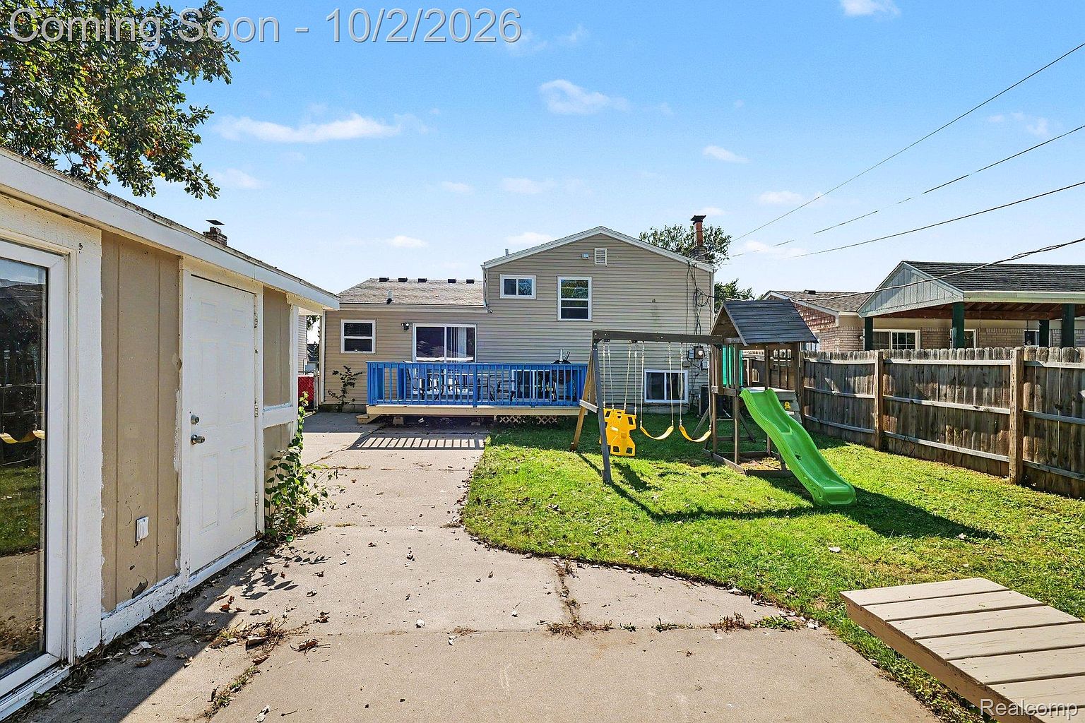 24055 Manila St, photo 25