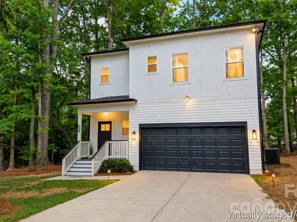 2415 Kimway Dr, Matthews, NC 28105