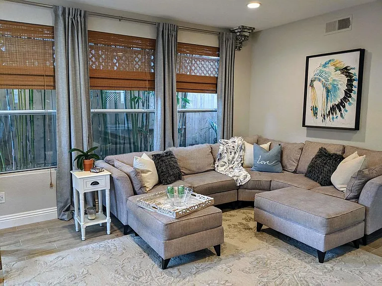 4381 Corte De La Fonda — Photo 12