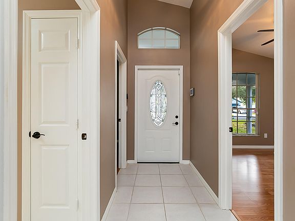 5th image of 1708 Primrose Court
