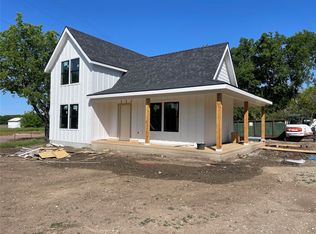 609 N Decatur St, Saint Jo, TX 76265