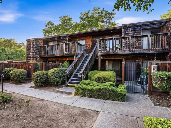 2450 Walters Way APT 2, Concord, CA 94520
