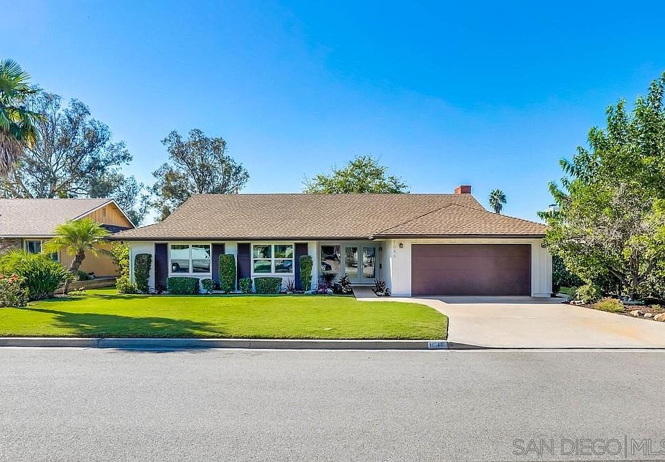 1st image of 1046 La Reina Dr