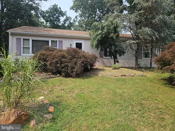 719 Nutmeg St, Browns Mills, NJ 08015
