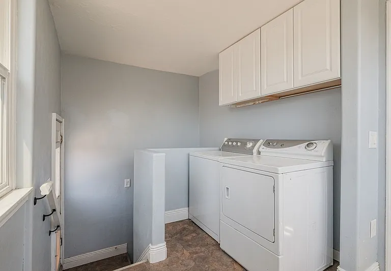 1219 Grand Ave — Photo 22