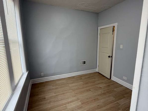 5960 W Roosevelt Rd Unit 1