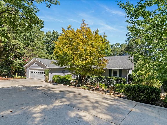 4th image of 126 Indian Ct