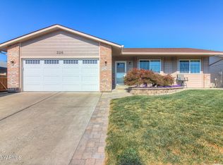 326 S 76th Ave, Yakima, WA