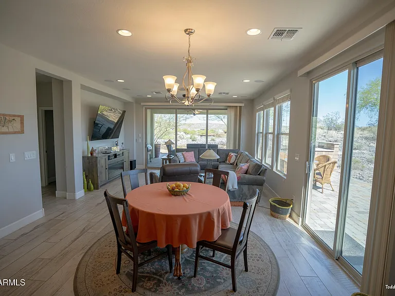 3231 Huckleberry Way — Photo 9