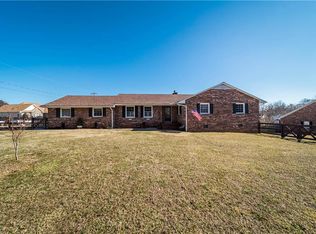 403 Graves Mill Rd, Kernersville, NC 27284