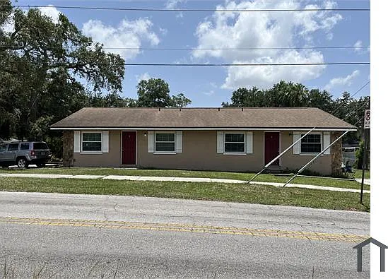 2 bed, 720 sqft, $1,200 — Photo 1