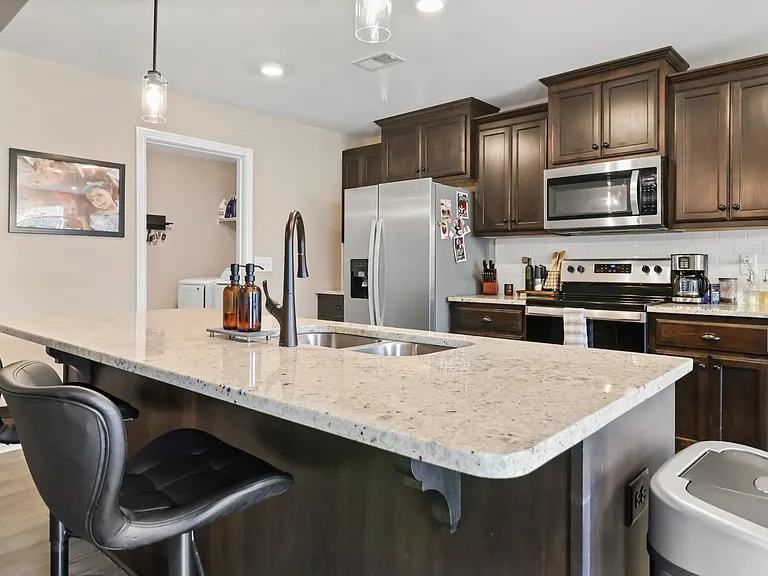 1278 Magnum Dr — Photo 23