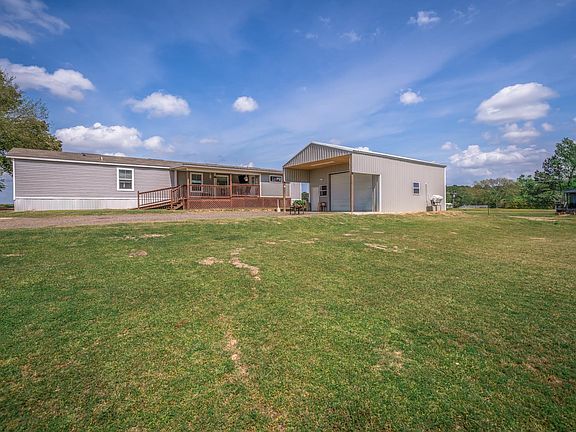3rd image of 663 Harris Rd
