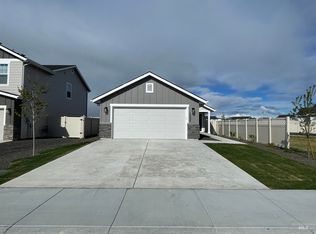 10095 Longtail Dr, Nampa, ID 83687