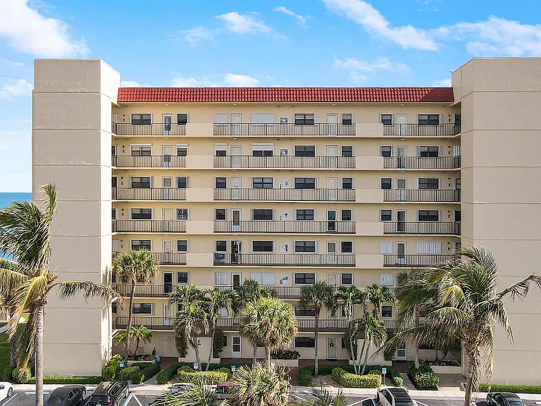 7410 S Ocean Dr #505 — Photo 20