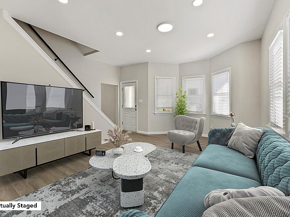 4th image of 522 Madison Ave