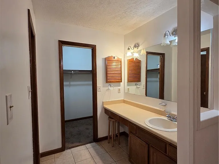 5611 Nix Rd — Photo 8