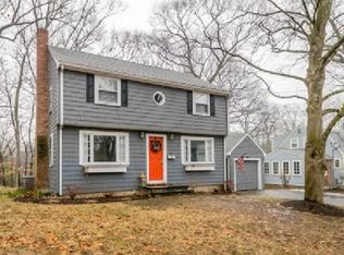 29 Blueberry Hl, Dedham, MA 02026