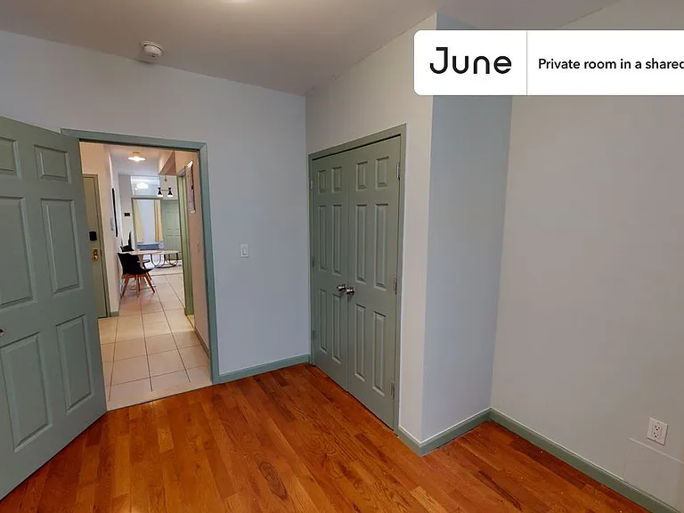 2036 2nd Ave #B — Photo 2