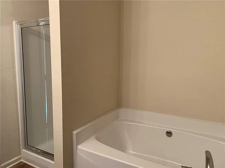 929 Independence Ave — Photo 15