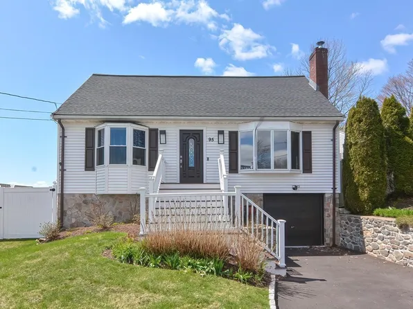 95 Mount Pleasant St, Marlborough, MA 01752