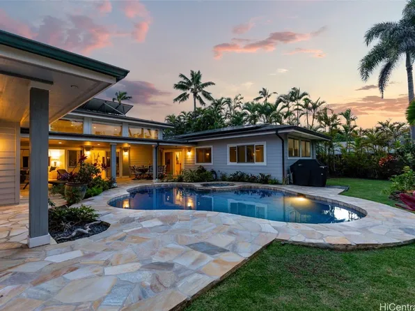145 Kaimoani Way, Kailua, HI 96734