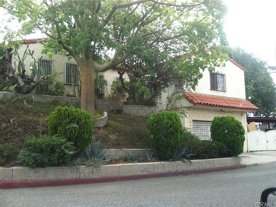 2nd image of 2521 San Clemente Ave