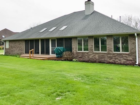 3rd image of 3805 W Augusta Blvd