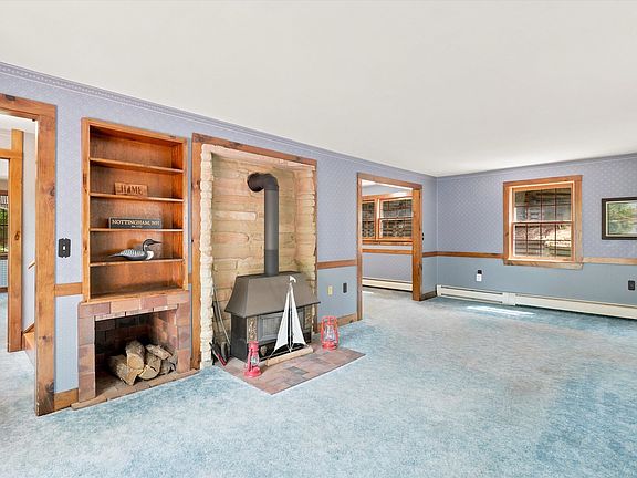 3rd image of 113 Lakeview Drive